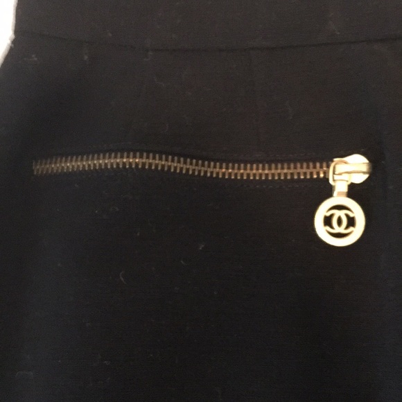 CHANEL 65%wool,spandex,nylon gorgeous pencil skirt - Picture 6 of 11